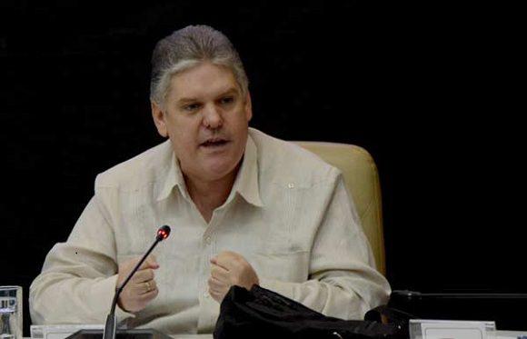 Dualidad monetaria: Cuba  garantizará depósitos bancarios y efectivo en manos de la población
