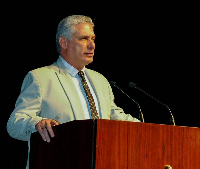 Acto por el 60 Aniversario del MINREX, en la Salña Universalñ de las FAR, Presidido por Miguel Diaz Canel Bermudez, Presidente de los Consejos de Estado y de Ministros, José Ramón Machgado Ventura, Segundo Secretario del CCPCC y Bruno Rodríguez Parrilla, Ministro del MINREX