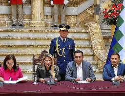 Gobierno golpista de Bolivia expulsa a embajadora de México y cónsul de España