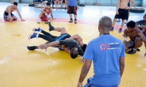 Equipos de Lucha de la Greco Romana y La Libre Masculina