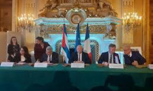 Se celebra en París la IV Sesión de la Comisión Económica franco-cubana