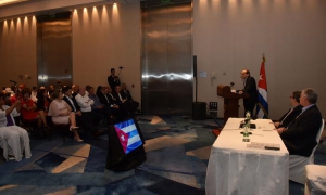 encuentro con cubanos residentes