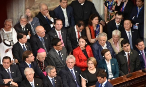 toma de posesion de alberto fernandez en argentina con presencia de diaz-canel