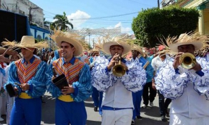 CUBA-CAMAGÜEY-DESFILE INAUGURAL DE LA VI EDICIÓN DE LA FIESTA 