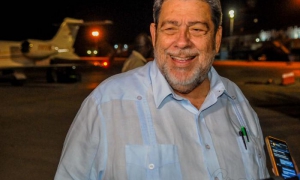 Ralph Gonsalves, Primer Ministro de San Vicente y las Granadinas 