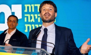 Ministro israelí pide a Netanyahu que destruya una aldea palestina cada día