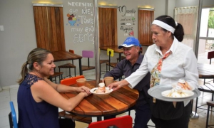 CUBA CIENFUEGOS DEVUELVEN NUEVA IMAGEN AL COPPELIA DE 