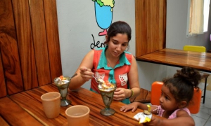 CUBA CIENFUEGOS DEVUELVEN NUEVA IMAGEN AL COPPELIA DE 
