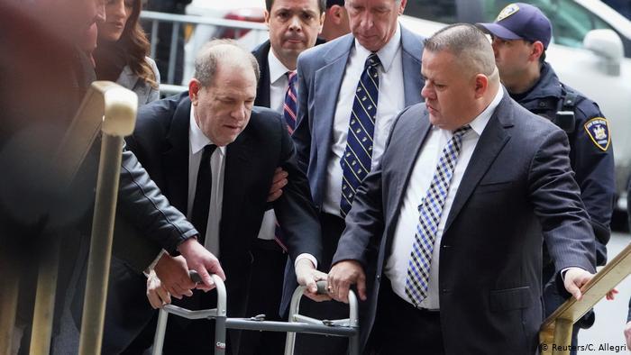 Weinstein llega al tribunal de Nueva York