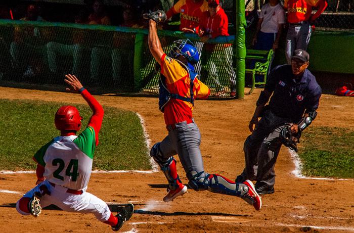 La rivalidad semifinal retomará su ruta este martes. Foto: István Ojeda Bello
