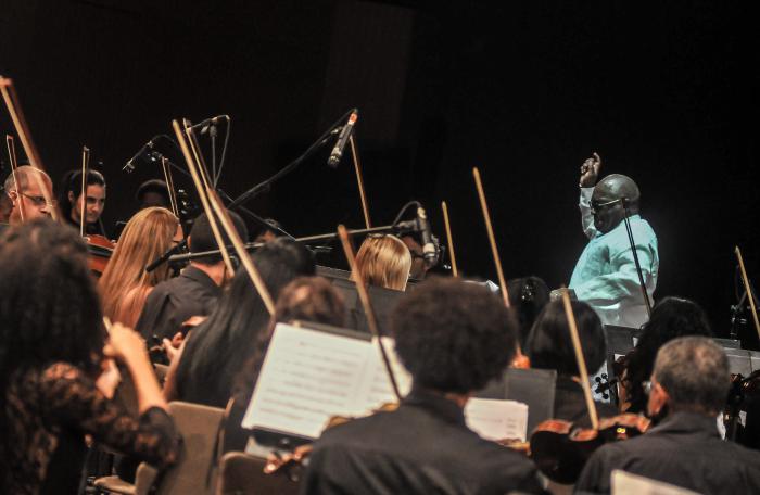Orquesta Sinfónica Nacional durante la Gala Inagural Fórum Internacional de Música Cubadisco Primera Linea 2018, en la Sala Avellaneda del Teatro Nacional