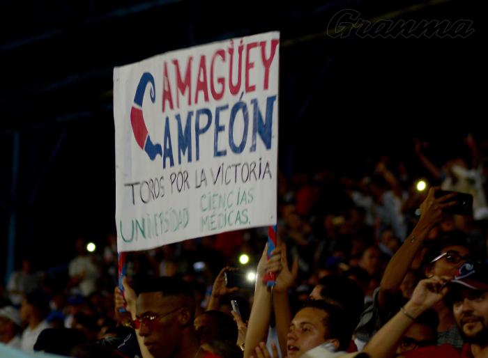 Play Off semifinal entre IND vs CMG ganan los toros los dos 1meros juegos.en el estadio Latiniamericano.