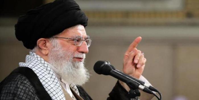 ayatola Ali Khamenei