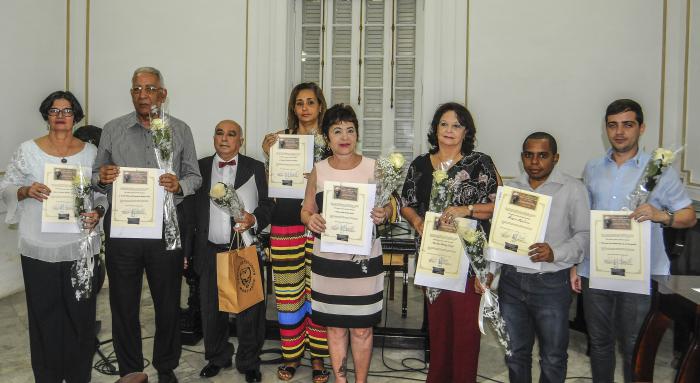 Entrega de Reconocimientos a personalidades e Instituciones vinculada a la investigación de la Obra Martiana