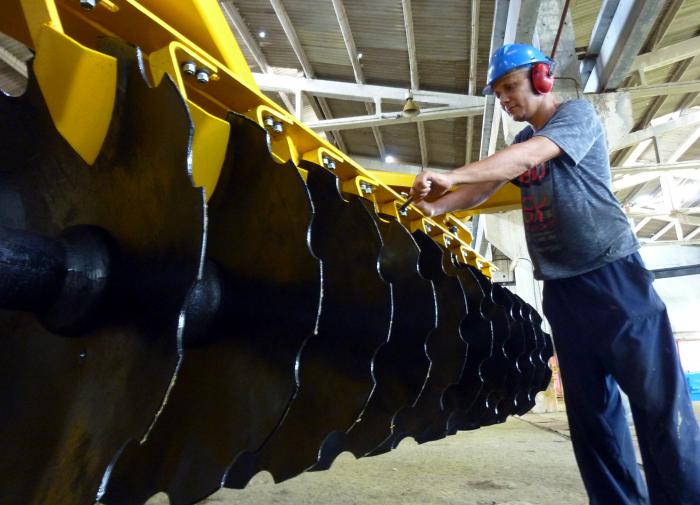 Es posible incrementar los ingresos en divisas por ventas de piezas de repuesto y asistencia técnica.