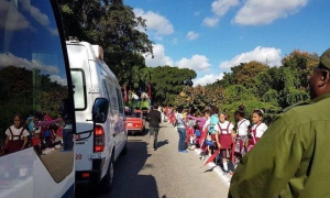 Entrada de la Caravana de la Libertad a La Habana por el Cotorro.