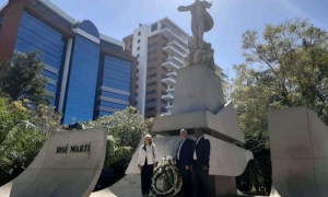 Homenaje a José Martí en Ciudad de Guatemala