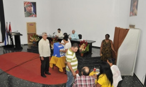 Cuba elige gobernadores y vicegobernadores provinciales