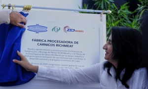 INAUGURAN FABRICA DE CARNICOS EN EL MARIEL