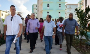 Nuevas viviendas para damnificados en La Habana fueron inauguradas por el Presid