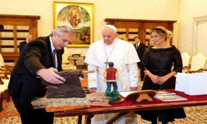 El Papa y Alberto Fernández se reúnen en el Vaticano