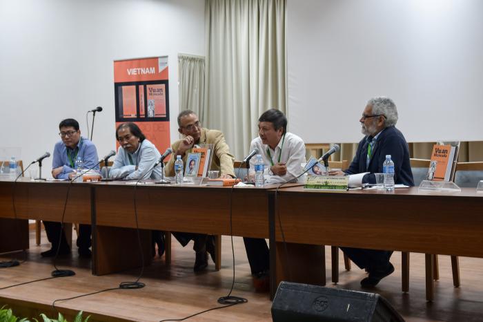 Presentación de Diario de prisión, de Ho Chi Minh. 