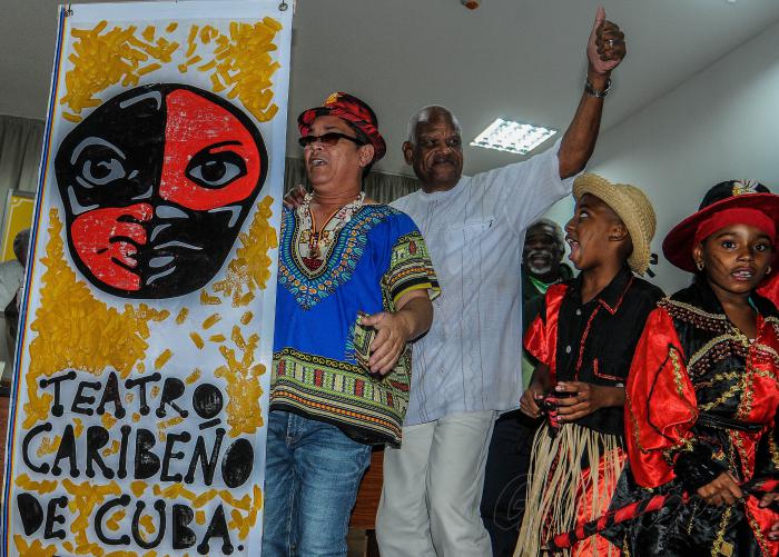 29 Edición de La Feria Internacional del Libro.Coloquio homenaje al dramaturgo 
Eugenio Hernández Sanchez. Sala Nicólas Guillén