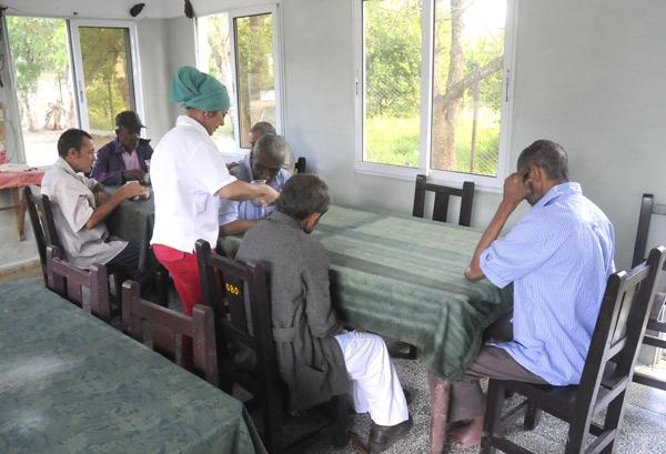 En seis provincias del país existen instituciones sociales que se dedican a la atención integral a las personas con conducta deambulante. 