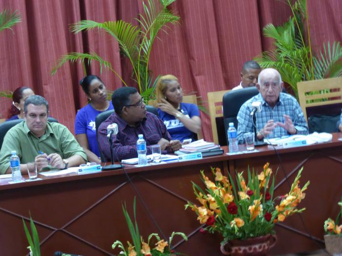 Machado Ventura insistió en la necesidad de explicarle a la población que el bloqueo es el principal problema que enfrenta el país.