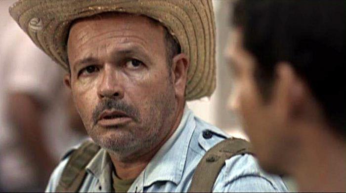 Osvaldo Doimeadiós, como Mongo Castillo. fotos: tomadas del portal de la televisión cubana
