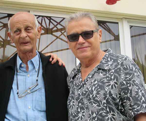 Paco Prats (izquierda) y Senel Paz, premios nacionales de Cine.