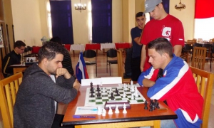 Carlos Daniel Albornoz se enfrenta a Elier Miranda