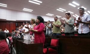 Tomaron posesión de sus cargos la Gobernadora y el Vicegobernador de la provinci