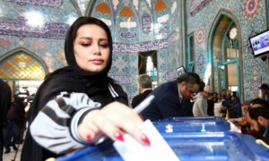 Bloque conservador gana elecciones parlamentarias en Irán