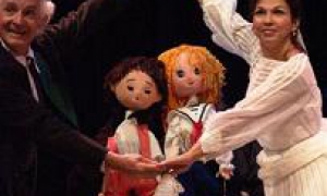 Teatro de muñecos Okantomí