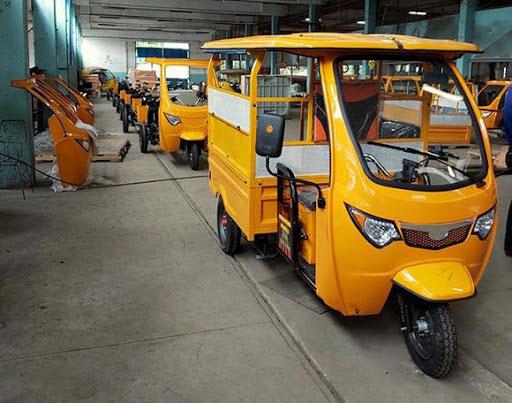 Estos triciclos eléctricos serán amigables con el medio ambiente. 