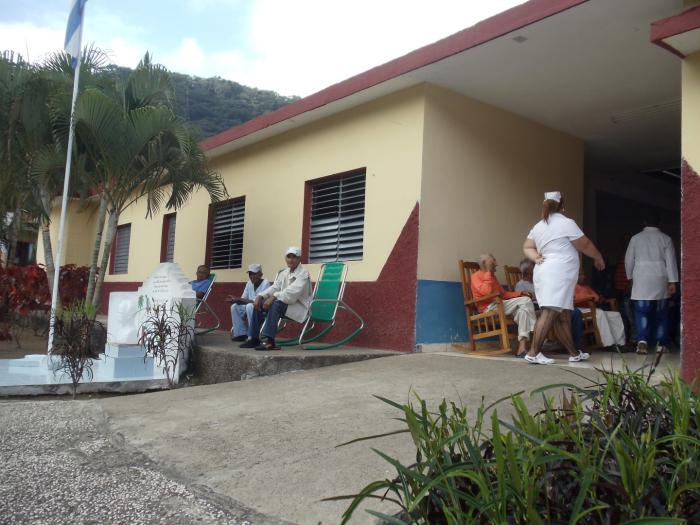 Hogar de ancianos Doctor Mario Muñoz Monroy, en el Tercer Frente.