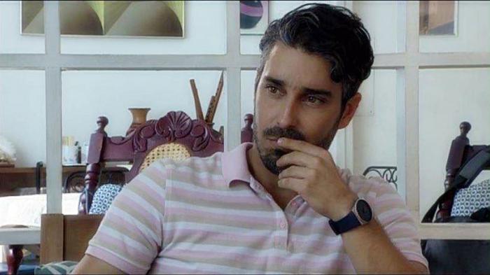 Ray Cruz firmó una de las más destacadas  actuaciones de su aún corta carrera, al meterse bajo la piel del profesor Manuel. Foto Tomada del portal de la Televisión Cubana