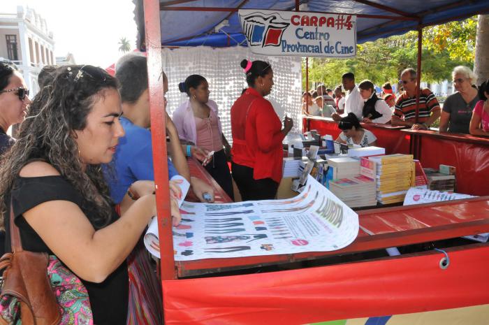 Feria del libro en Cienfuegos