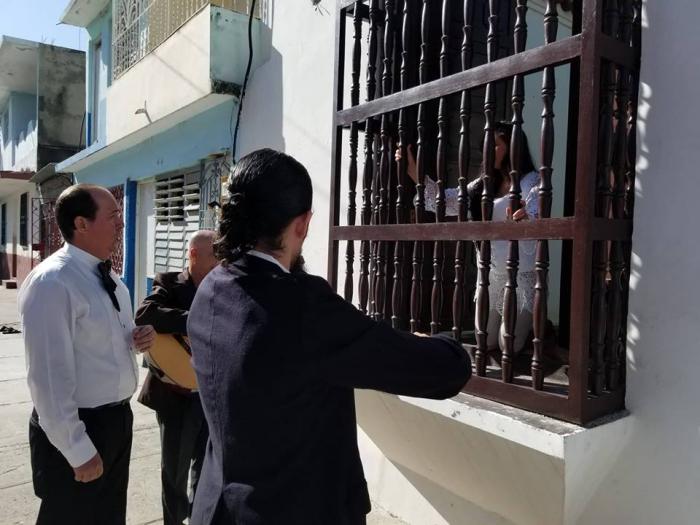Fiesta de la Cubanía, Bayamo - La ventana de Luz Vázquez, hermosa mujer que inspirara la primera canción romántica trovadoresca cubana. La Bayamesa