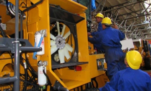 Nuevo modelo de cosechadora cañera iniciará próximamente pruebas de validación