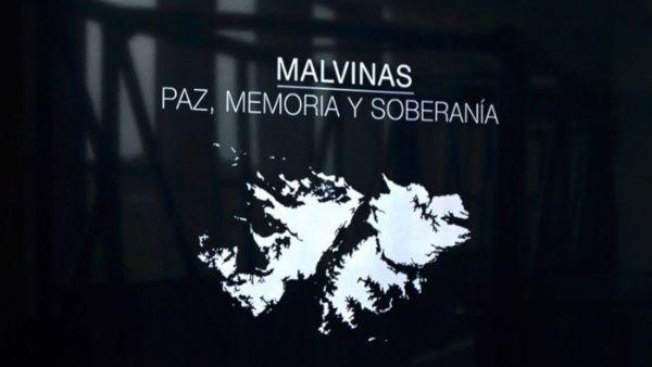 En redes sociales se pide a usuarios escriban mensajes en homenaje a los caídos en la guerra de las Malvinas.