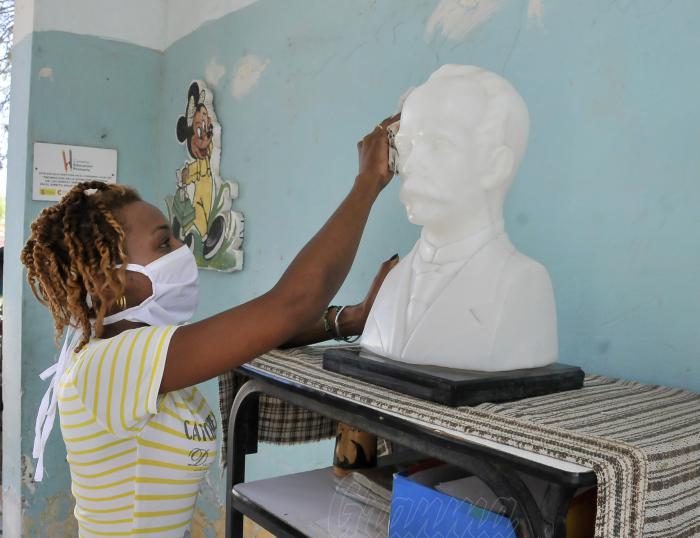 Proteccion contra el coronavirus,Escuela Primaria Patricio Lumunba.