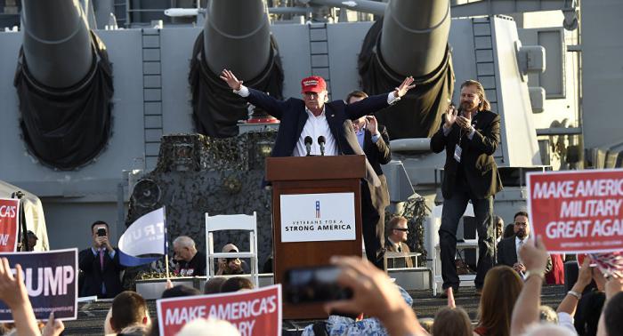 El fanatismo es una amenaza muy seria contra la humanidad. En eso basa su estilo Trump, Bolsonaro y otros muchos. foto: afp