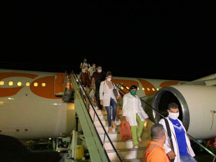 Cuba reforzó el apoyo a Venezuela con nuevos médicos incorporados a la pesquisa que se lleva a cabo en ese país ante la COVID-19. 