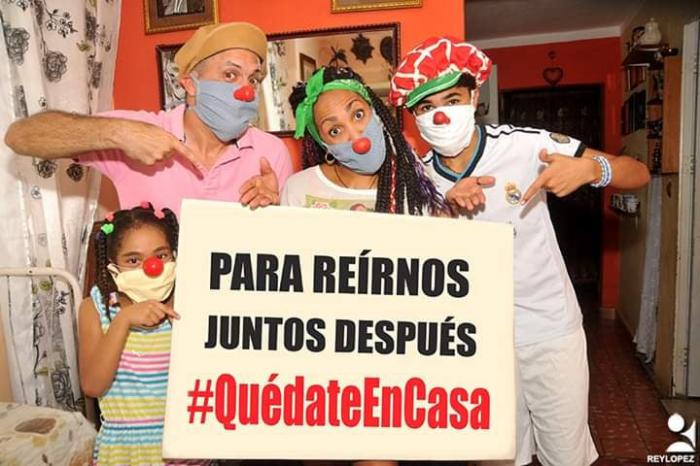 Lo teatral nos impactará posteriormente con su fuerza. 