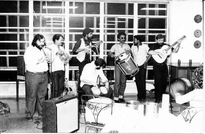 Pedro Trujillo, a la izquierda, con el grupo Moncada, en el periódico Granma, en octubre de 1982. 