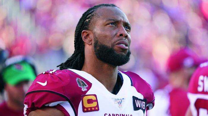 Larry Fitzgerald, estrella del fútbol americano, condenó el asesinato de George Floyd. 