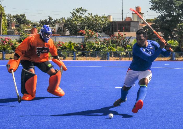 Darián Valero (derecha) es un jugador versátil. foto de la autora