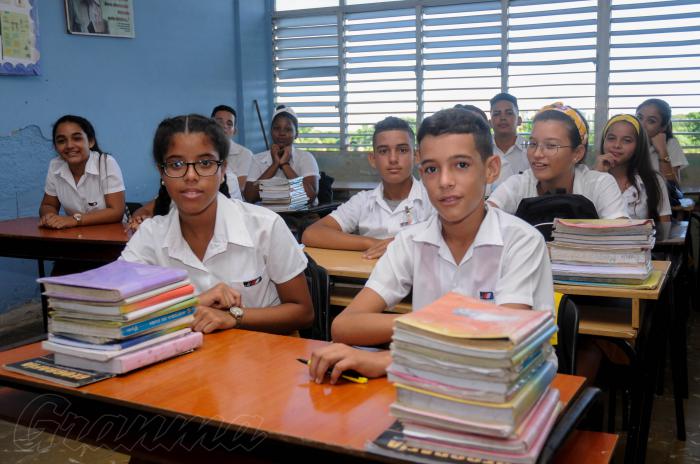 Inicio del curso escolar 2019-2020 en toda cuba, imagenes tomadas en la ecuela Coronel Martín Marrero, reparto Naroca, Boyeros